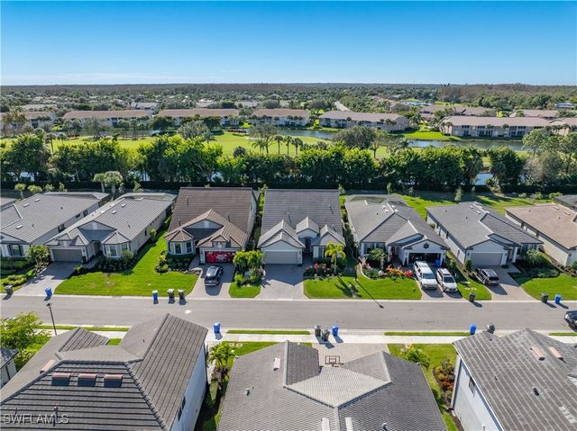 3944 Black Eagle LN, Fort Myers, FL 33966