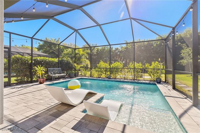 3944 Black Eagle LN, Fort Myers, FL 33966