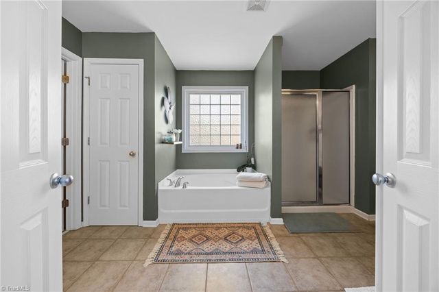 3805 Bridlington Drive, Greensboro, NC 27455