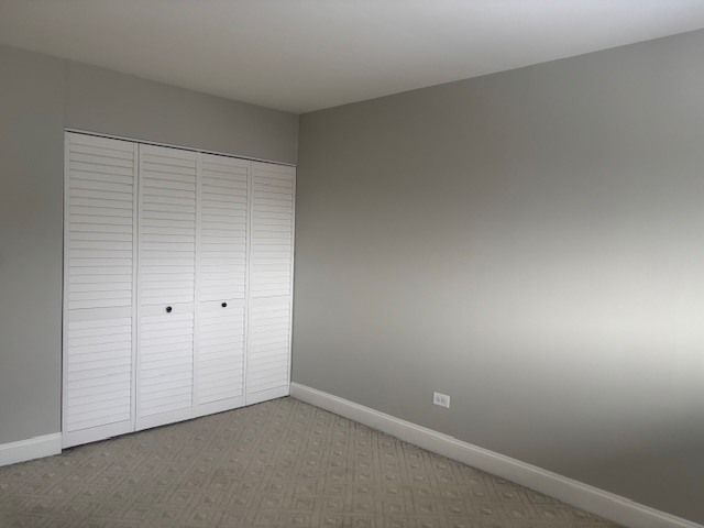 806 E Old Willow Road 211, Prospect Heights, IL 60070