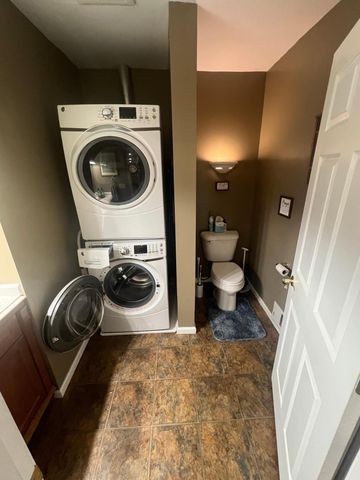 3929 Fordham Drive NE, Saint Anthony, MN 55421