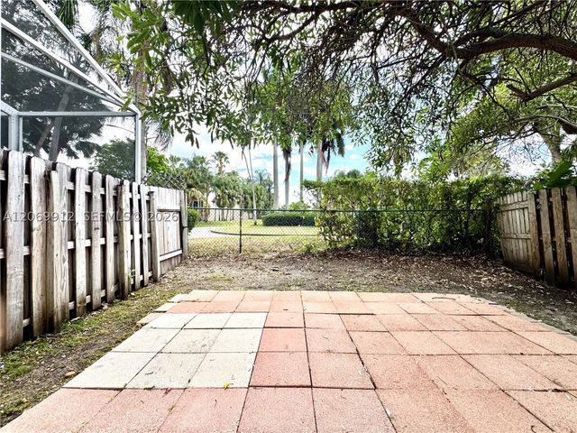 14333 SW 125th Ct, Miami, FL 33186