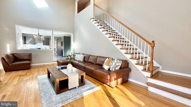 36 POLING FARM CT, Belle Mead, NJ 08502