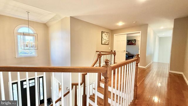 36 POLING FARM CT, Belle Mead, NJ 08502