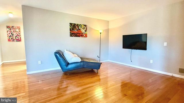 36 POLING FARM CT, Belle Mead, NJ 08502