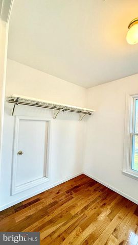 36 POLING FARM CT, Belle Mead, NJ 08502