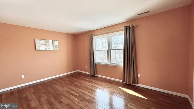 36 POLING FARM CT, Belle Mead, NJ 08502