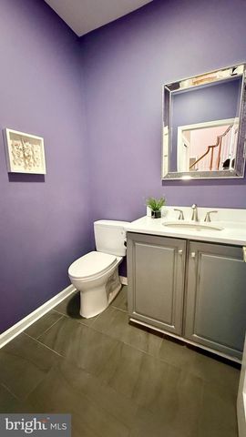 36 POLING FARM CT, Belle Mead, NJ 08502