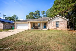 8812 Edgewater Boulevard, Ocean Springs, MS 39564