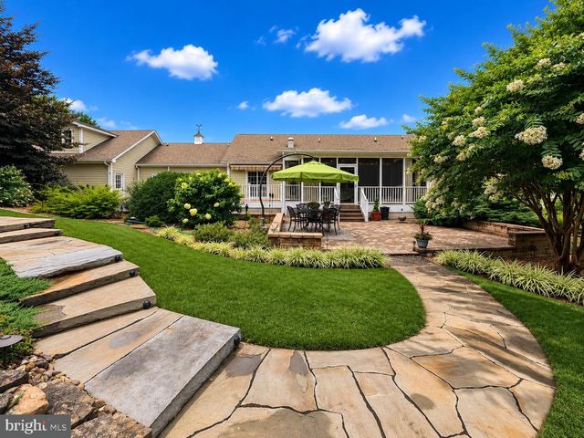 105 DERBY CT, Martinsburg, WV 25403