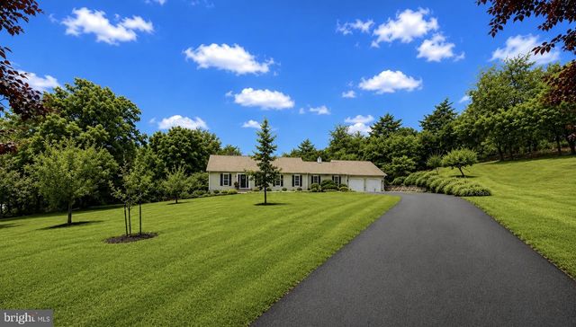 105 DERBY CT, Martinsburg, WV 25403