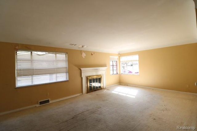 420 S Lynch Street, Flint, MI 48503