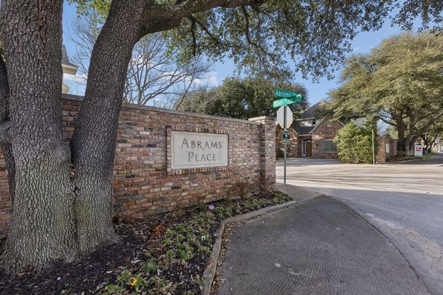 7207 Abrams Place Court, Dallas, TX 75231