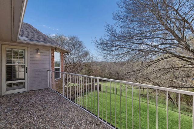 7207 Abrams Place Court, Dallas, TX 75231