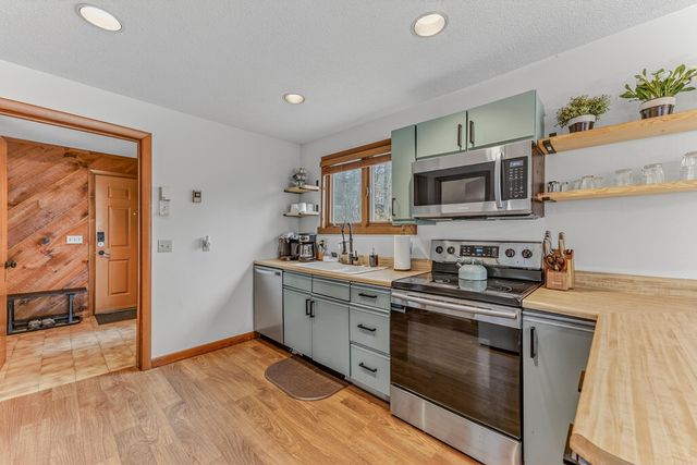 62 Isaax Fox Drive, Campton, NH 03223