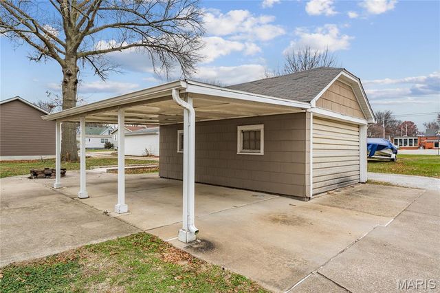 12 E Ash Street, New Baden, IL 62265