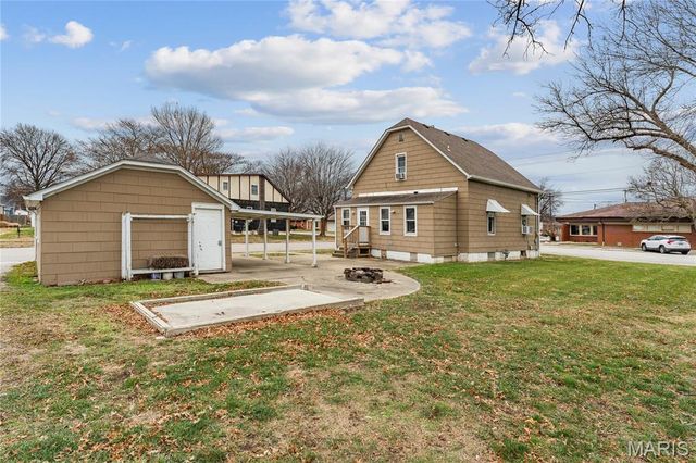 12 E Ash Street, New Baden, IL 62265