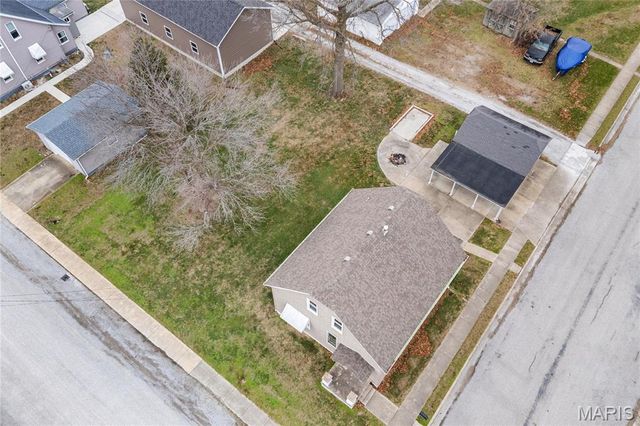 12 E Ash Street, New Baden, IL 62265