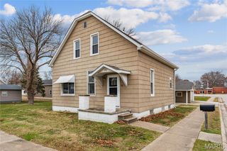 12 E Ash Street, New Baden, IL 62265