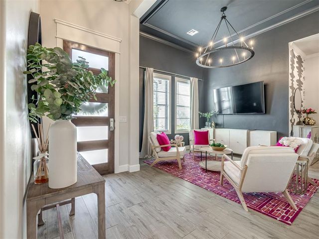 8301 Grass Creek Drive, Edmond, OK 73034