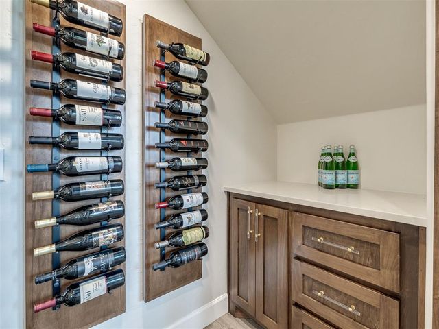 8301 Grass Creek Drive, Edmond, OK 73034