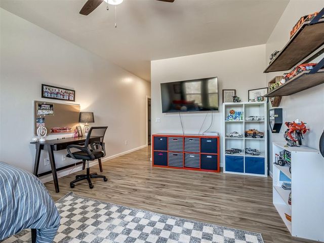 8301 Grass Creek Drive, Edmond, OK 73034