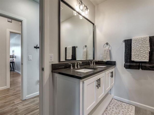 8301 Grass Creek Drive, Edmond, OK 73034