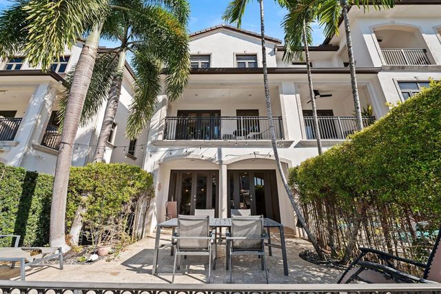 95 Isle Of Venice Drive, Fort Lauderdale, FL 33301