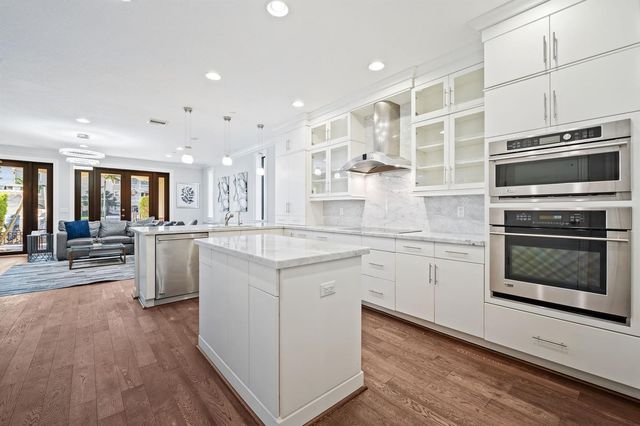 95 Isle Of Venice Drive, Fort Lauderdale, FL 33301