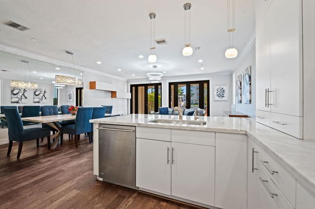 95 Isle Of Venice Drive, Fort Lauderdale, FL 33301