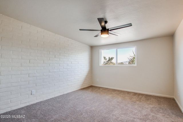 3303 S Manitoba Avenue, Tucson, AZ 85730