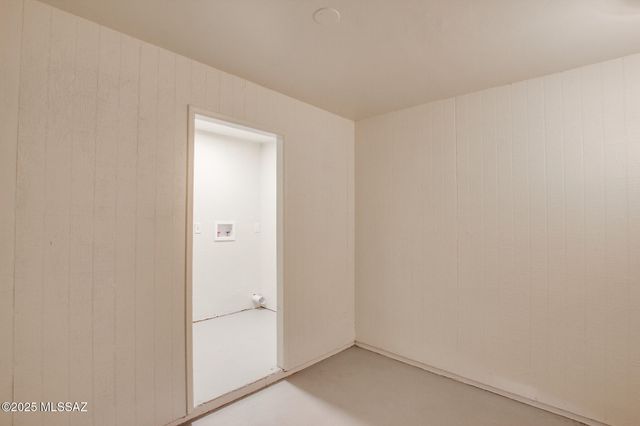 3303 S Manitoba Avenue, Tucson, AZ 85730