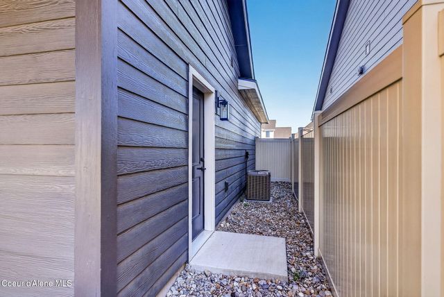 4634 E Corsac Fox AVE, Post Falls, ID 83854