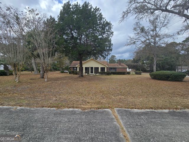1703 Point Peter Road, St. Marys, GA 31558