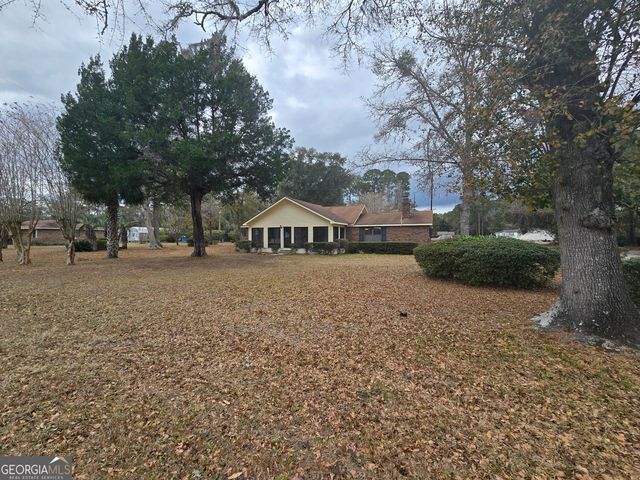 1703 Point Peter Road, St. Marys, GA 31558