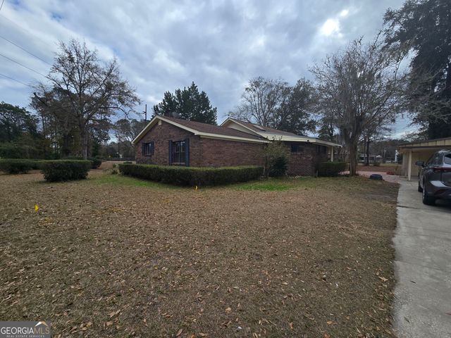 1703 Point Peter Road, St. Marys, GA 31558