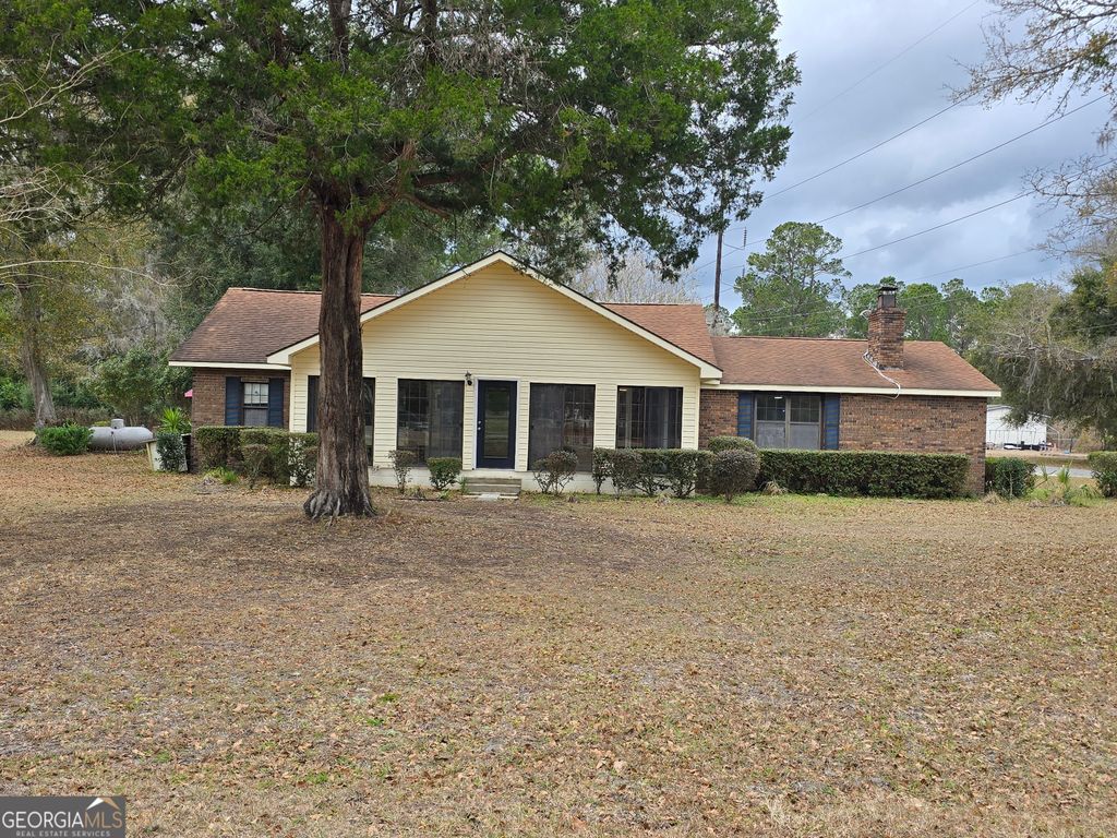 1703 Point Peter Road, St. Marys, GA 31558