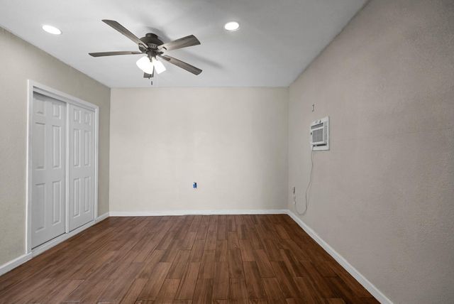 443 W 9th St, Stockton, CA 95206
