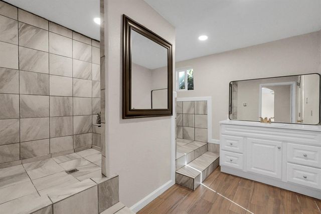 443 W 9th St, Stockton, CA 95206