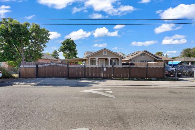443 W 9th St, Stockton, CA 95206