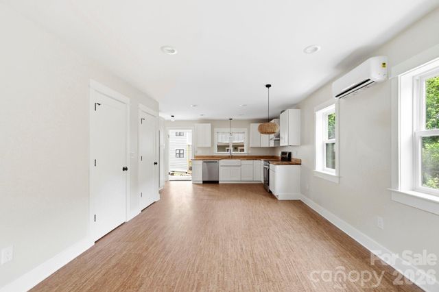 17 Fireside Drive, Asheville, NC 28806