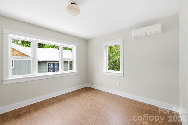 17 Fireside Drive, Asheville, NC 28806