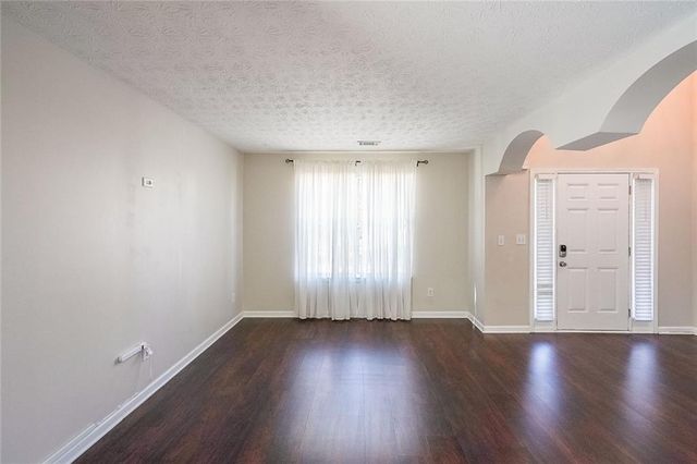 2470 Skylars Mill Way, Snellville, GA 30078