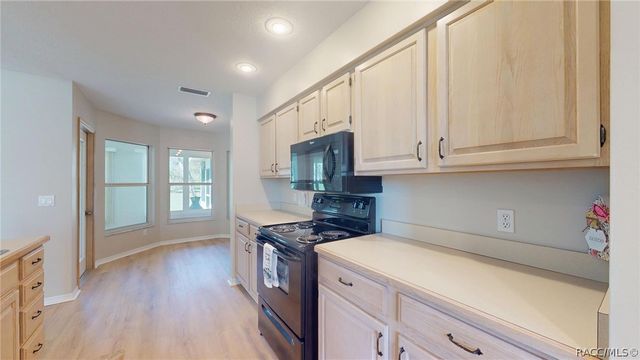 489 E Falconry Court, Hernando, FL 34442