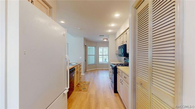 489 E Falconry Court, Hernando, FL 34442