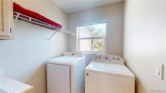 489 E Falconry Court, Hernando, FL 34442