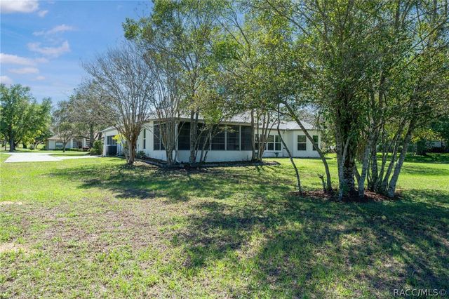 489 E Falconry Court, Hernando, FL 34442