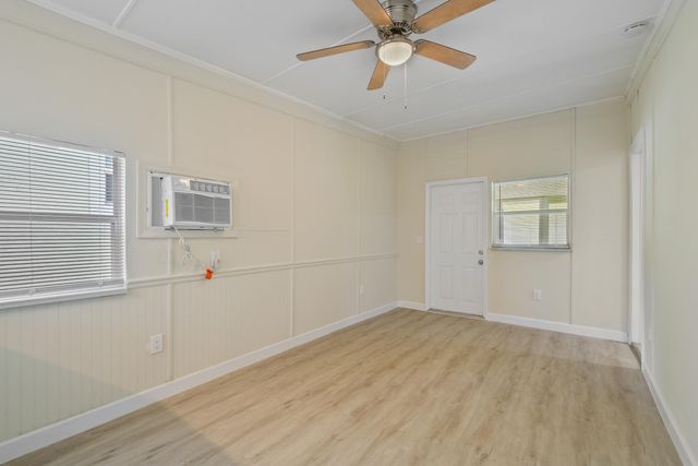 627 Bunker Road, West Palm Beach, FL 33405