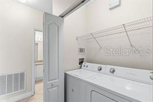 2755 VIA CAPRI 1225, Clearwater, FL 33764