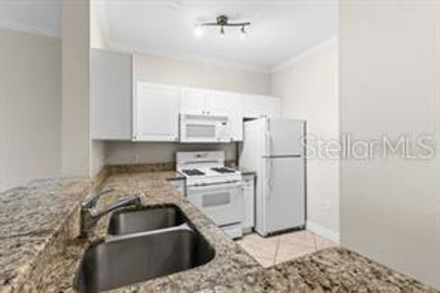 2755 VIA CAPRI 1225, Clearwater, FL 33764